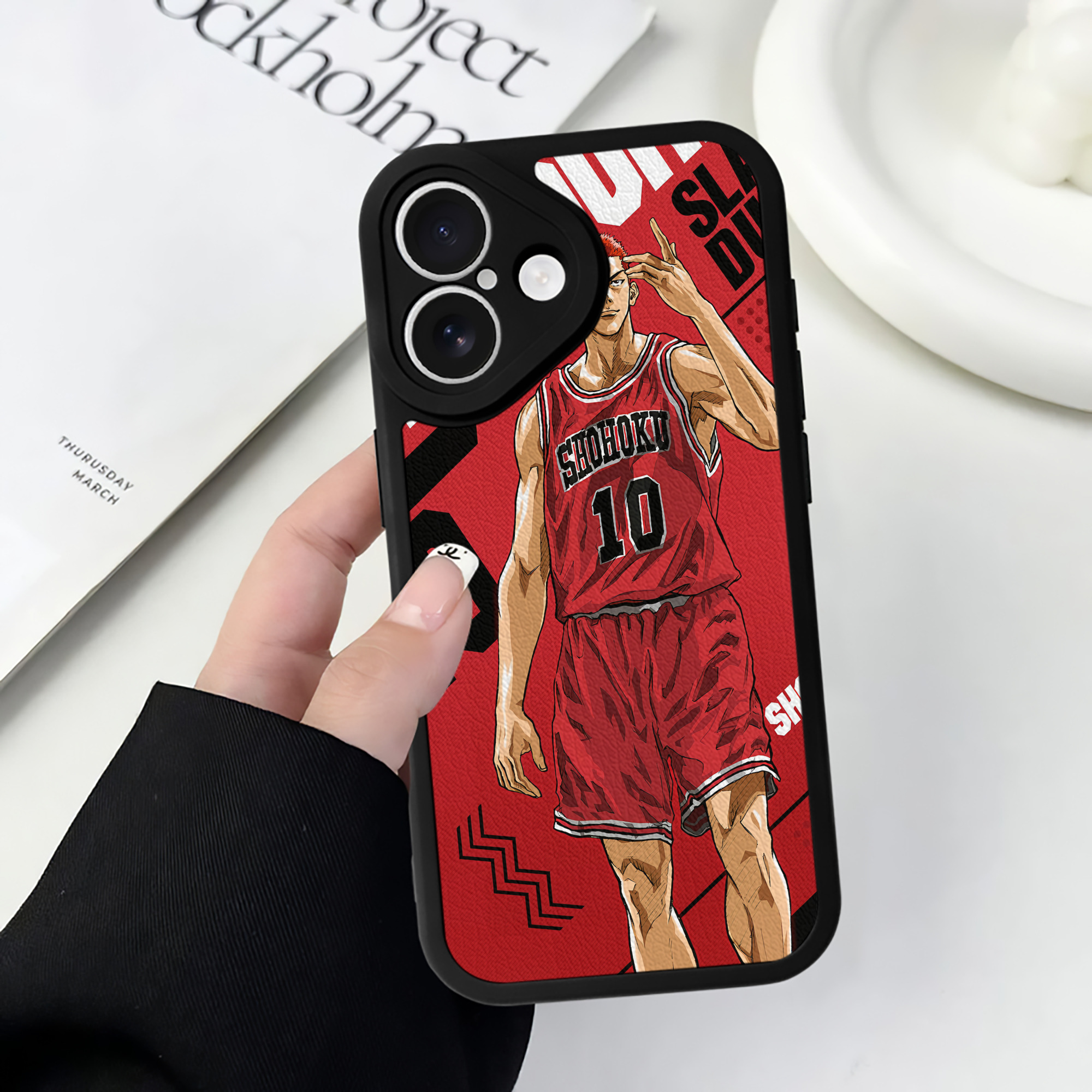 （画像用） SLAM DUNK／スラムダンク 【iPhone 16シリーズ対応】シリコンスマホケース（レザー調） 材質：シリコン
